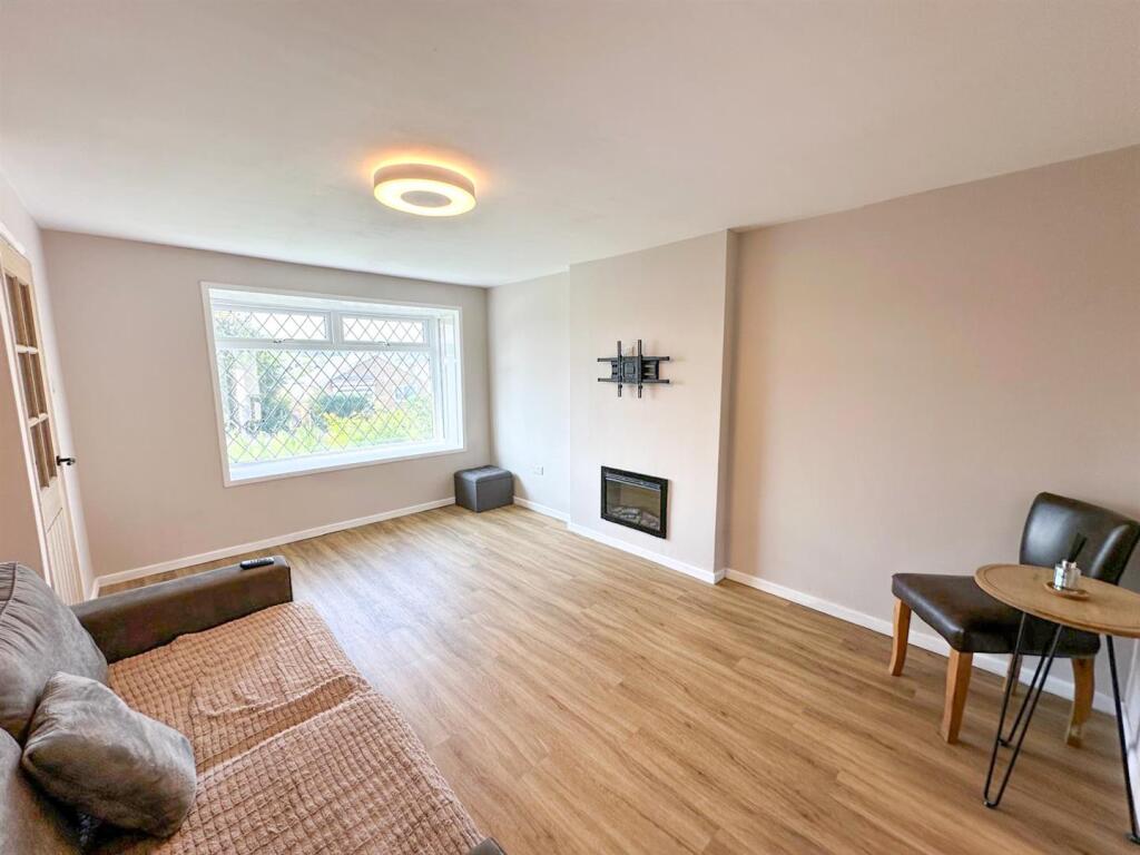 3 bed detached, Silsden