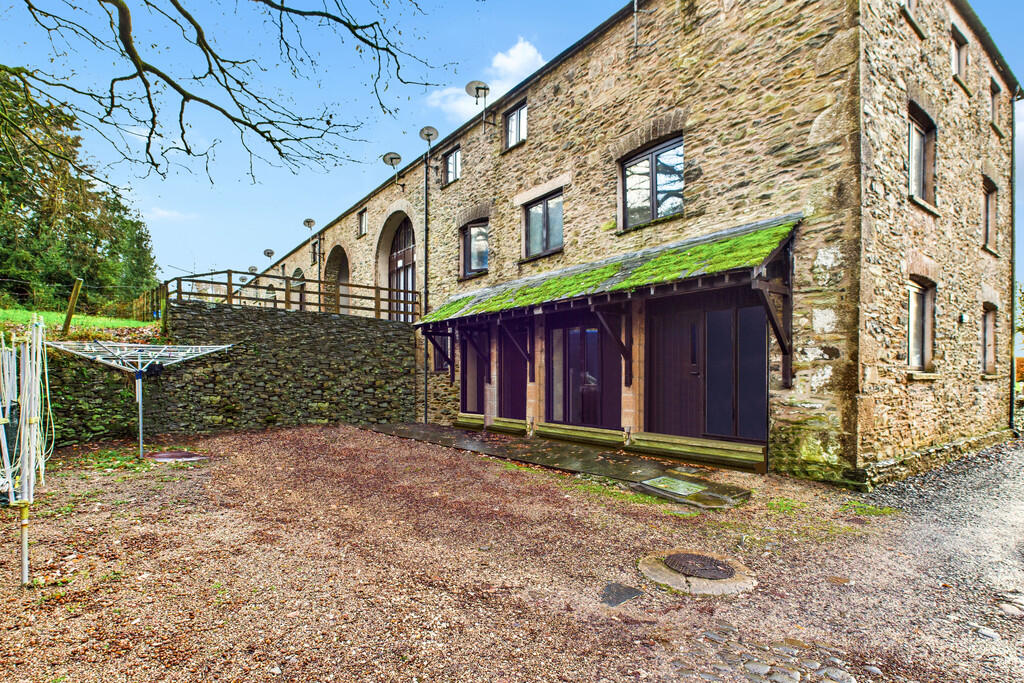 Rear Aspect 