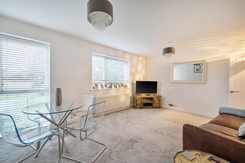 1384318-6-6931869...