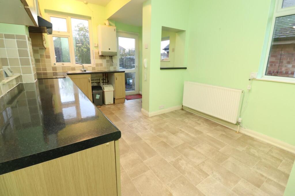 Kitchen / Dining Room
