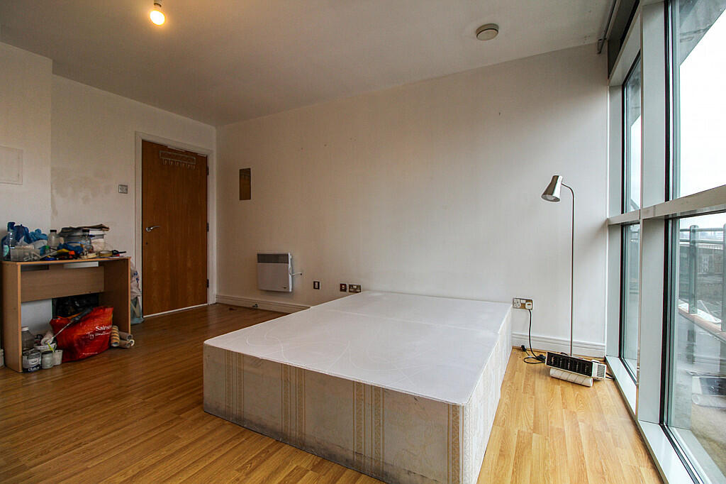 Room1