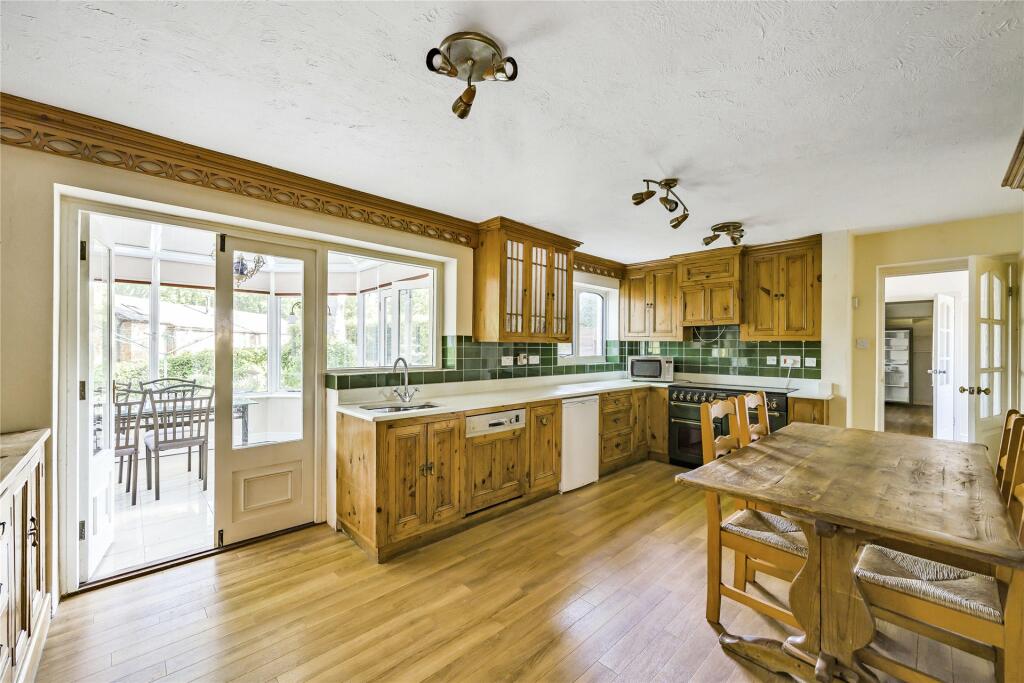 Kitchen/Breakfast