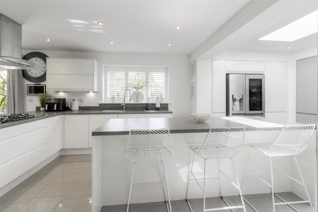 1 Farthington Drive, Nuneaton