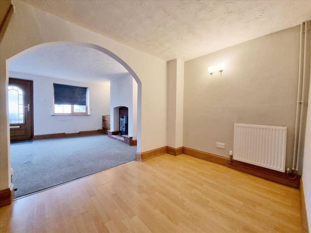 Dining Room: