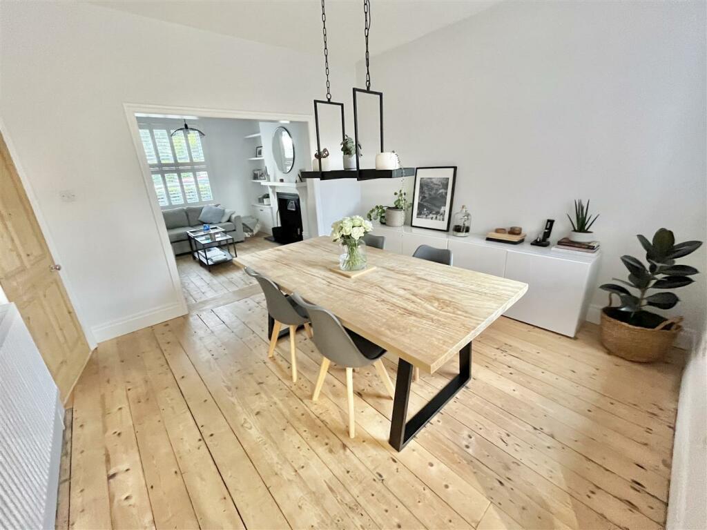 Dining Room Aspect 3