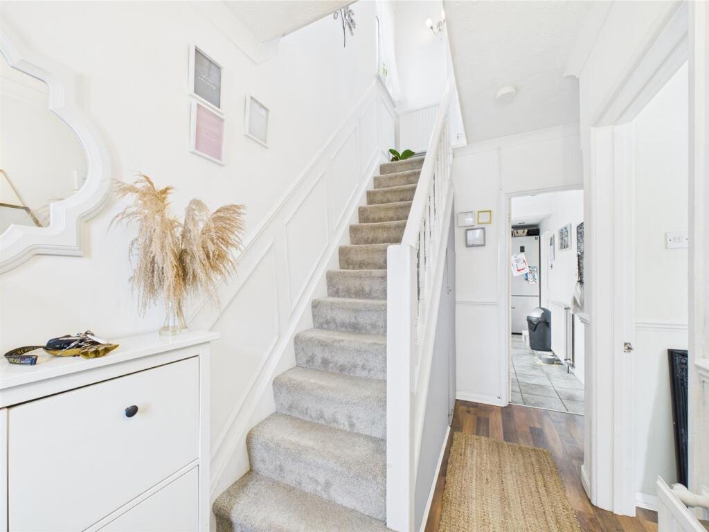 Hallwayg