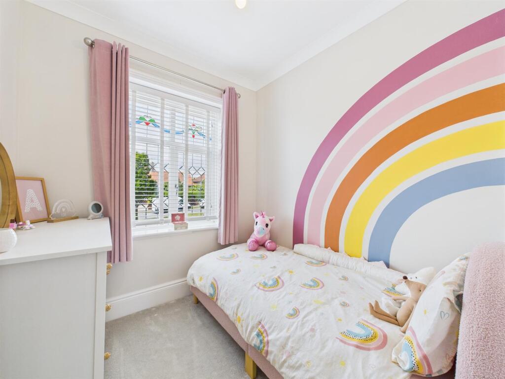 Bedroom: