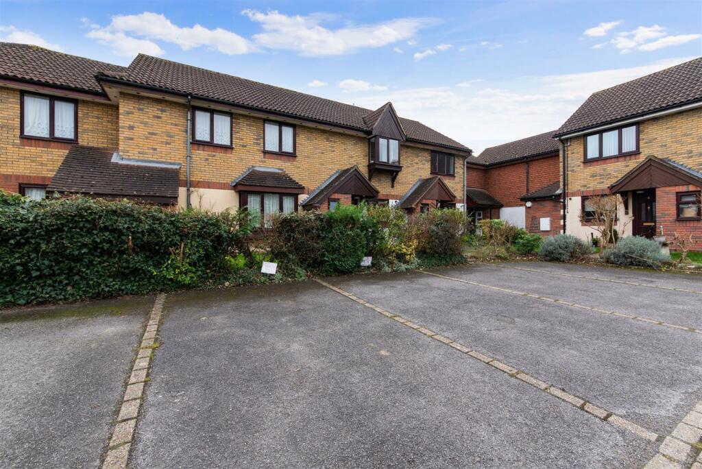 DOUGLAS MEWS,3 - (14).jpg