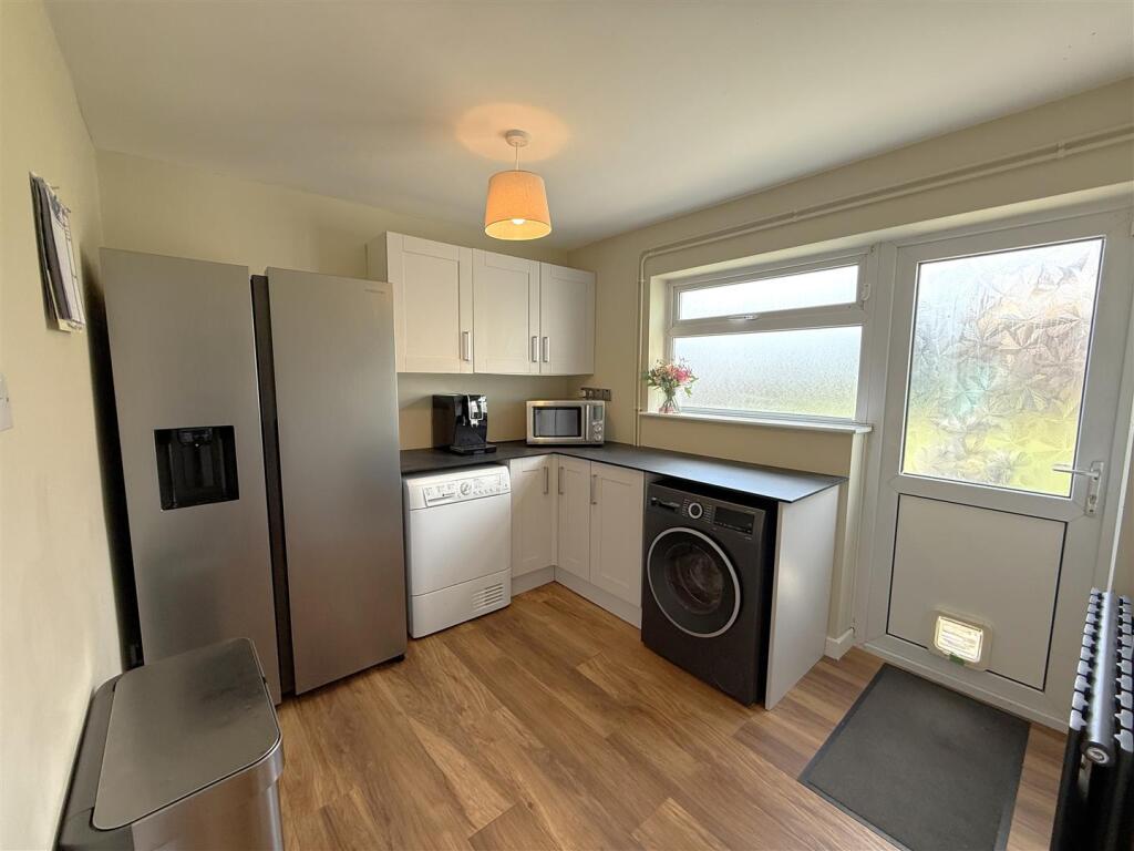 Utility Room.JPG