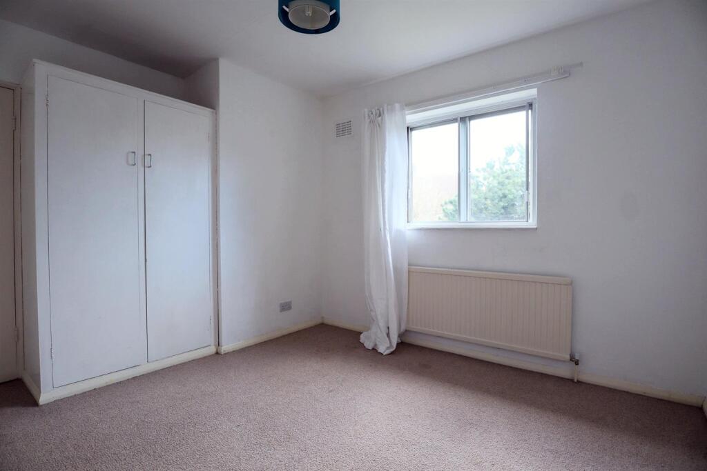 Bedroom 2.jpg
