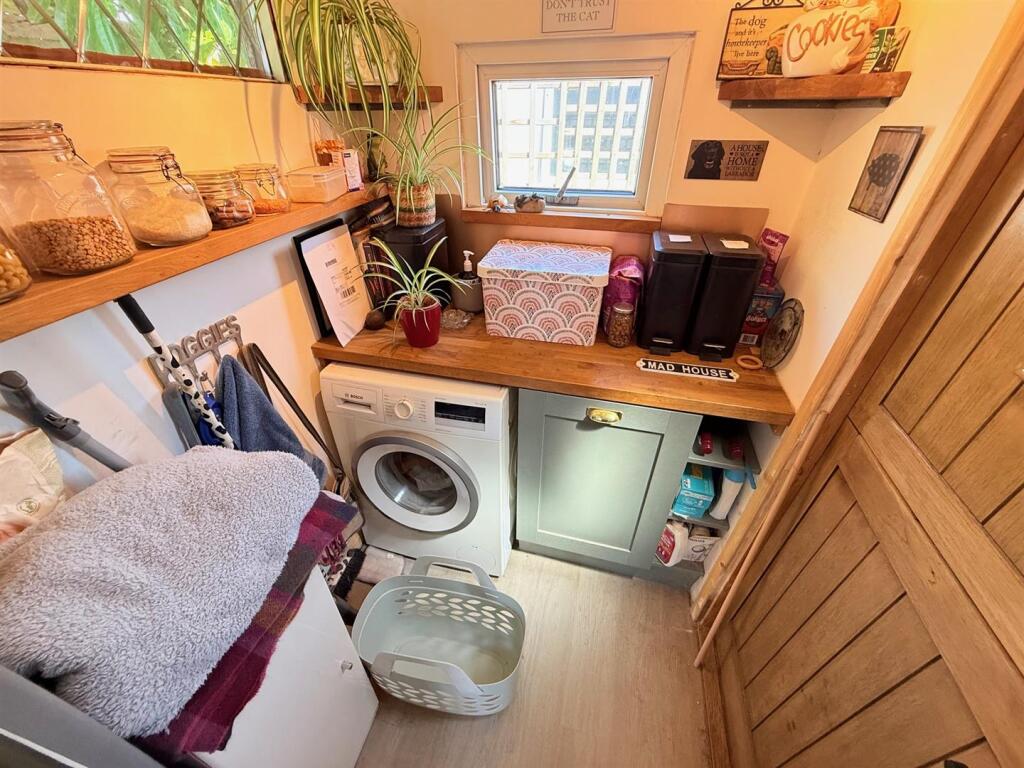 Utility Room.jpg