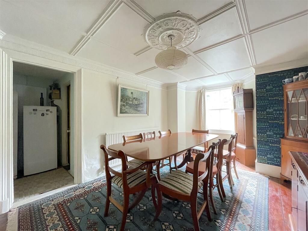 Dining Room (2).jpeg