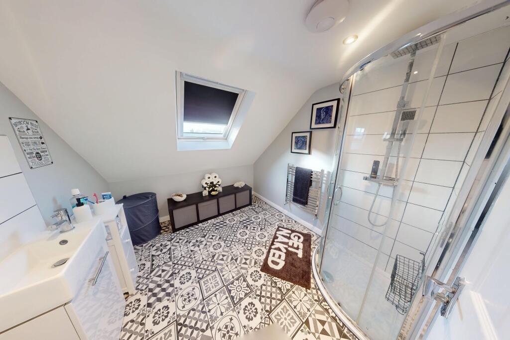 Top floor bedroom 1 