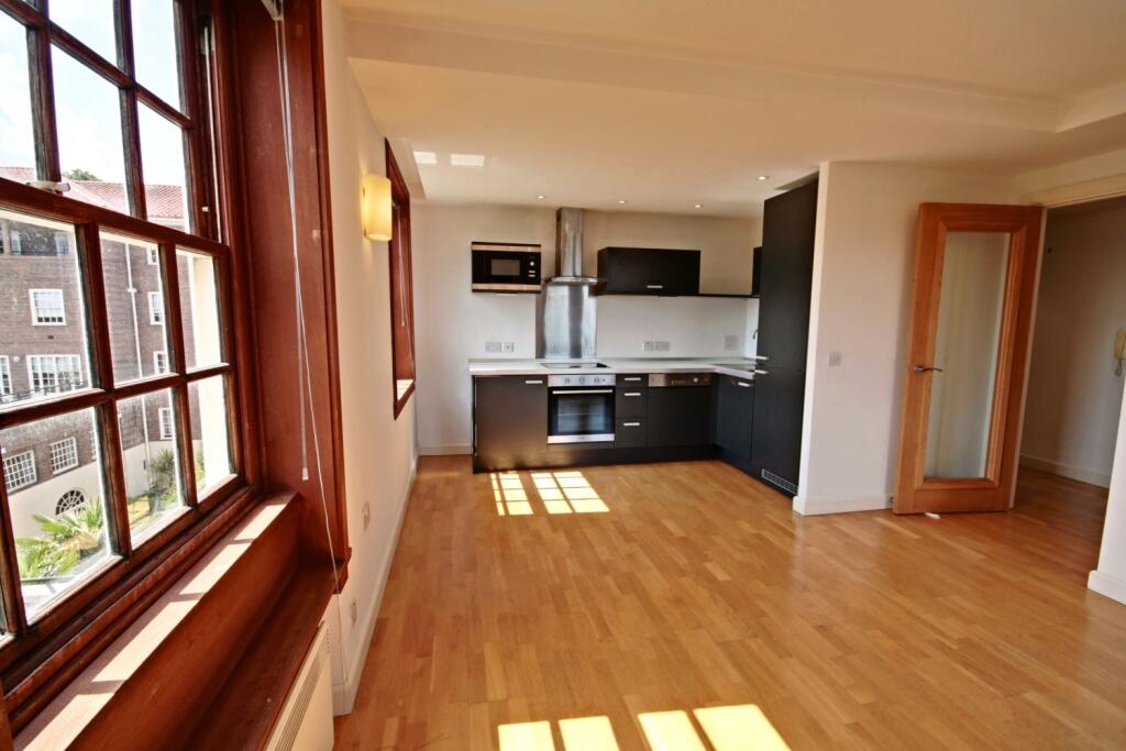 F401 Sir Giles Gilbert Scott Building - Reception-