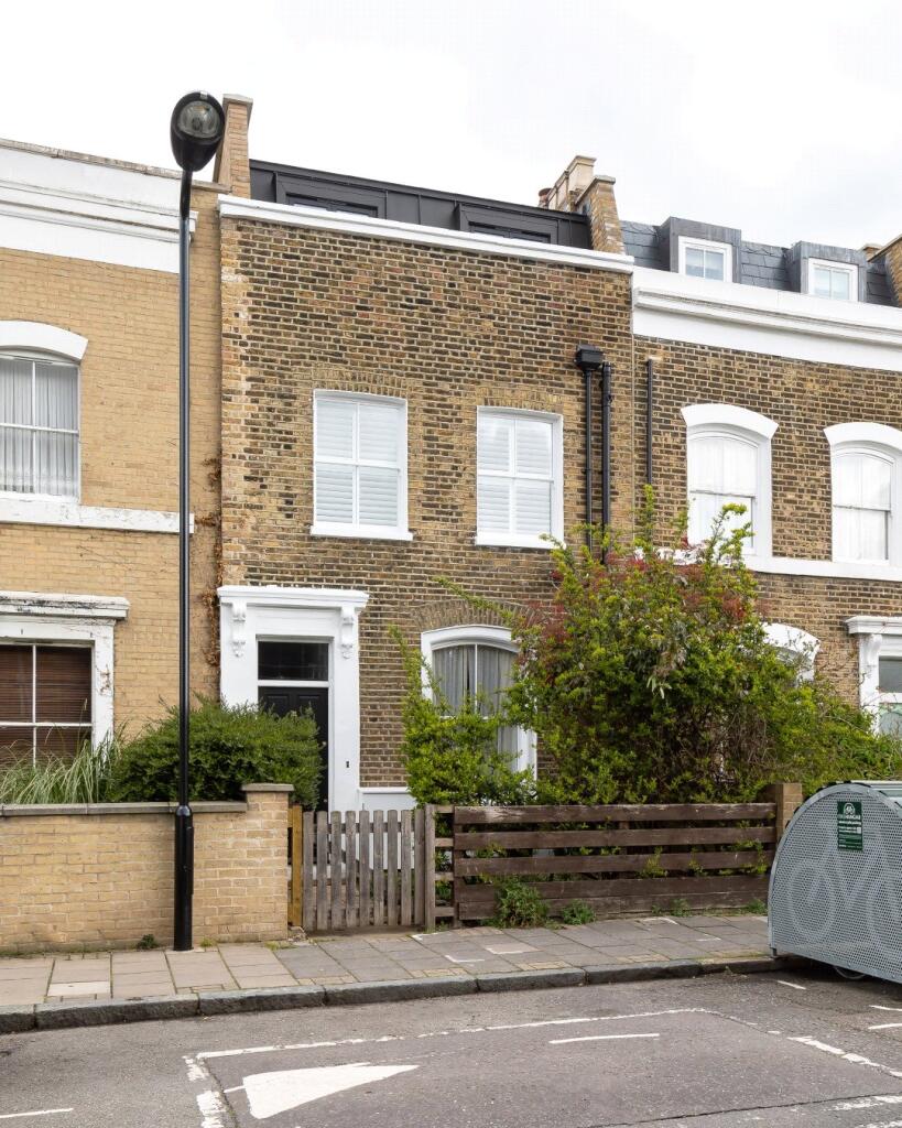 Brougham Road E8
