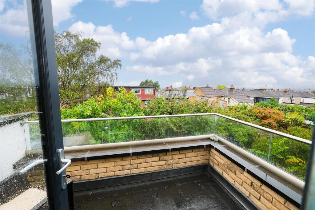 21 Aubrey Road-6.jpg