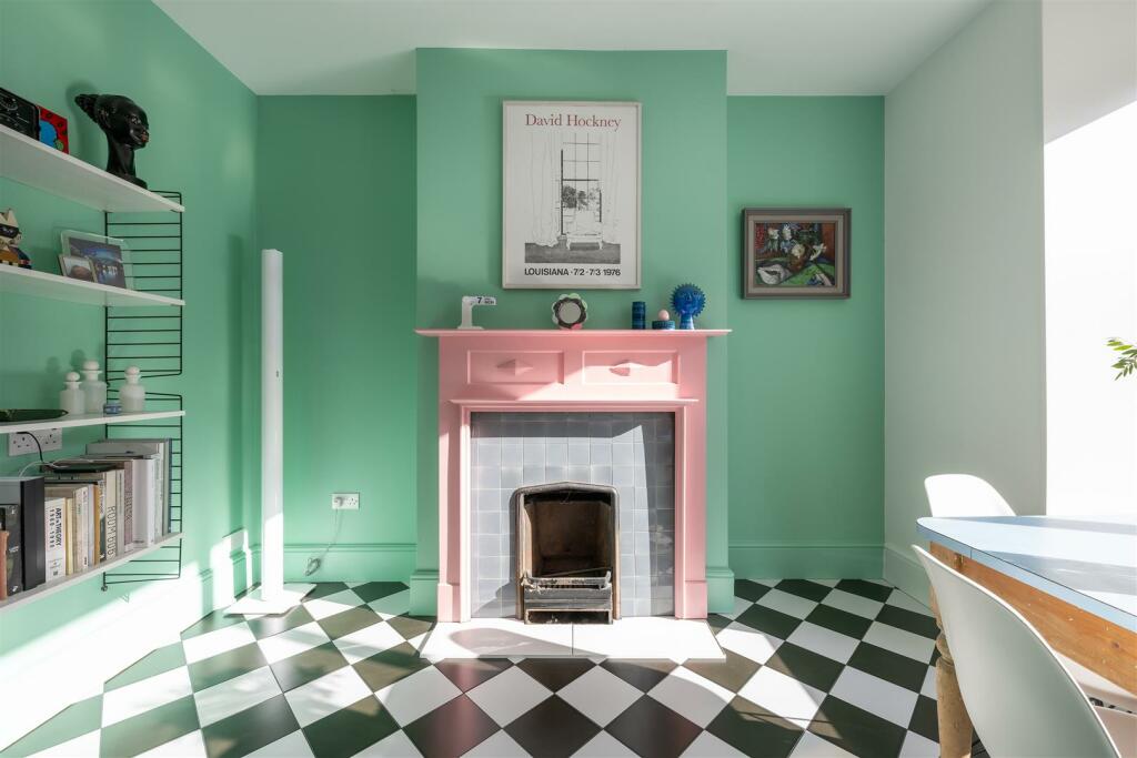 Wickham Road, E4
