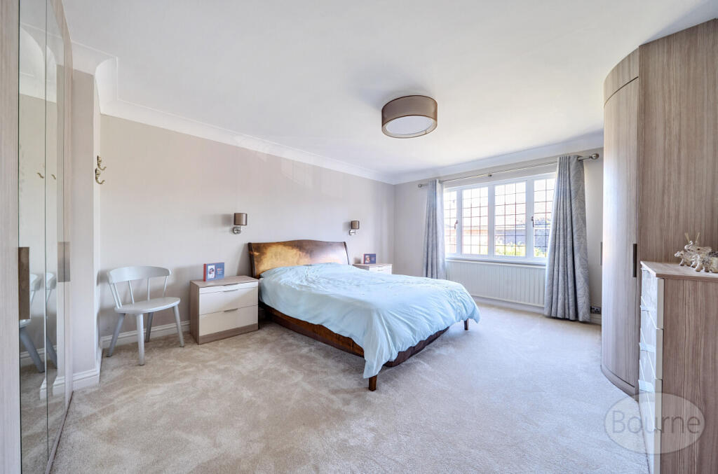 0995376b-b19e-45c...