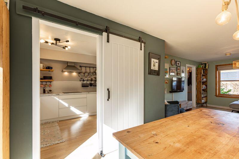 Dining Area to KItchen