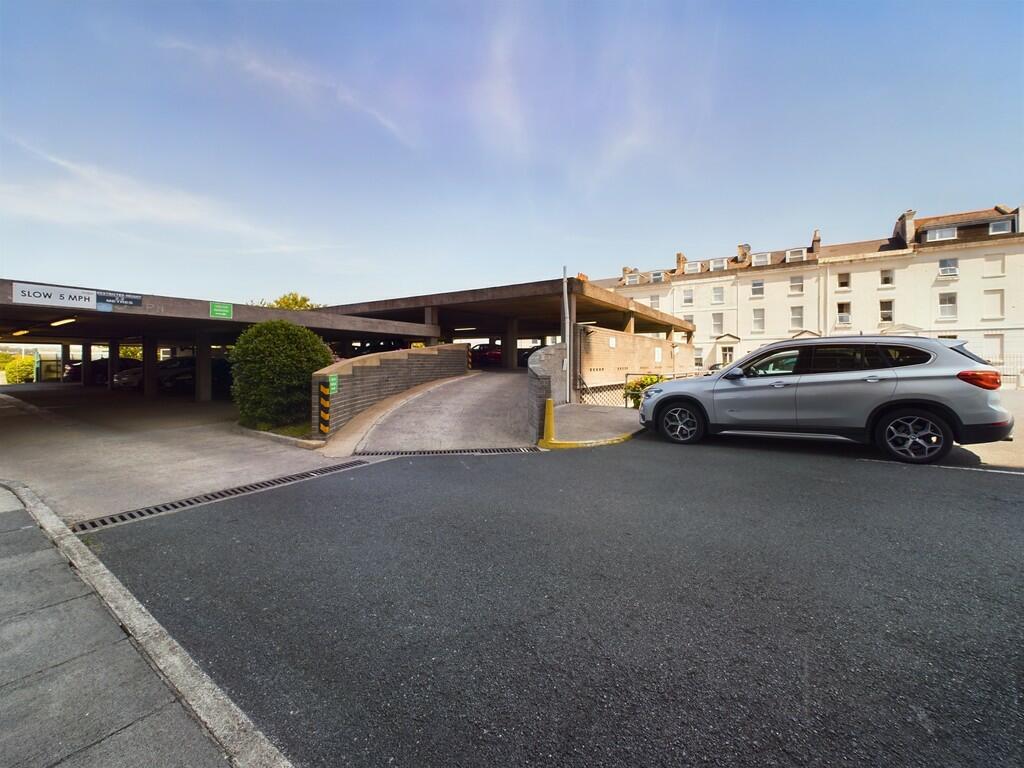 CAM02089G0-PR0269...