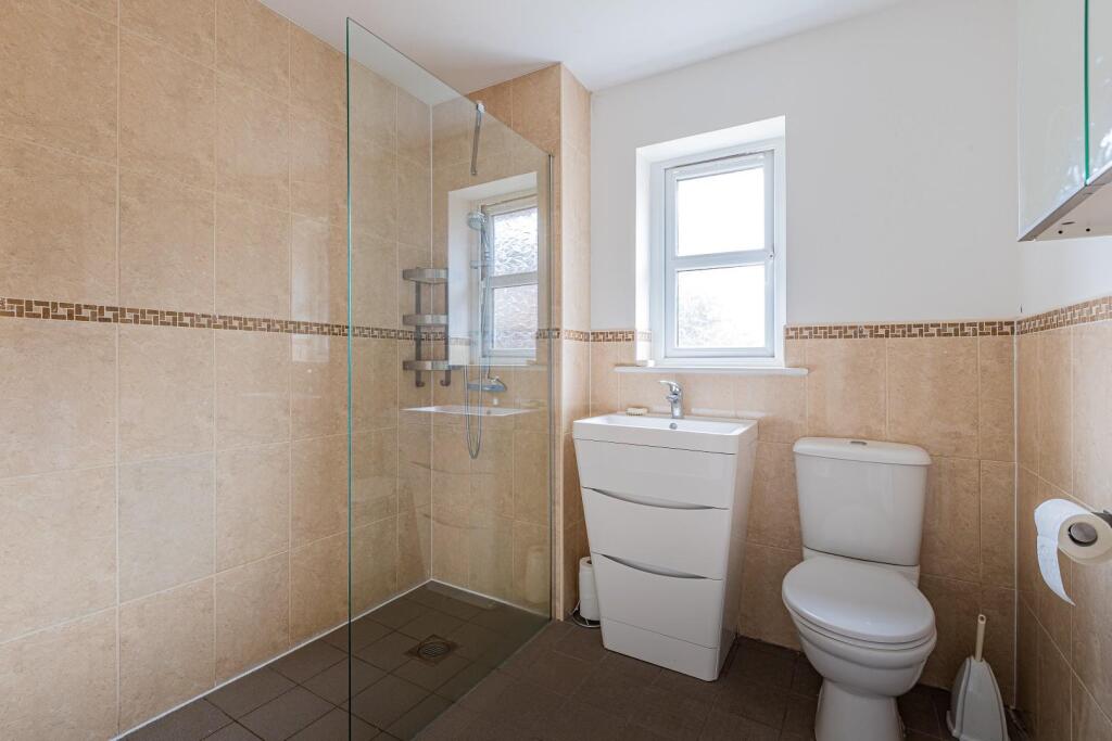 Harris Court 19-15.jpg