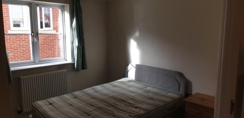 Earle Road, Alum Chine