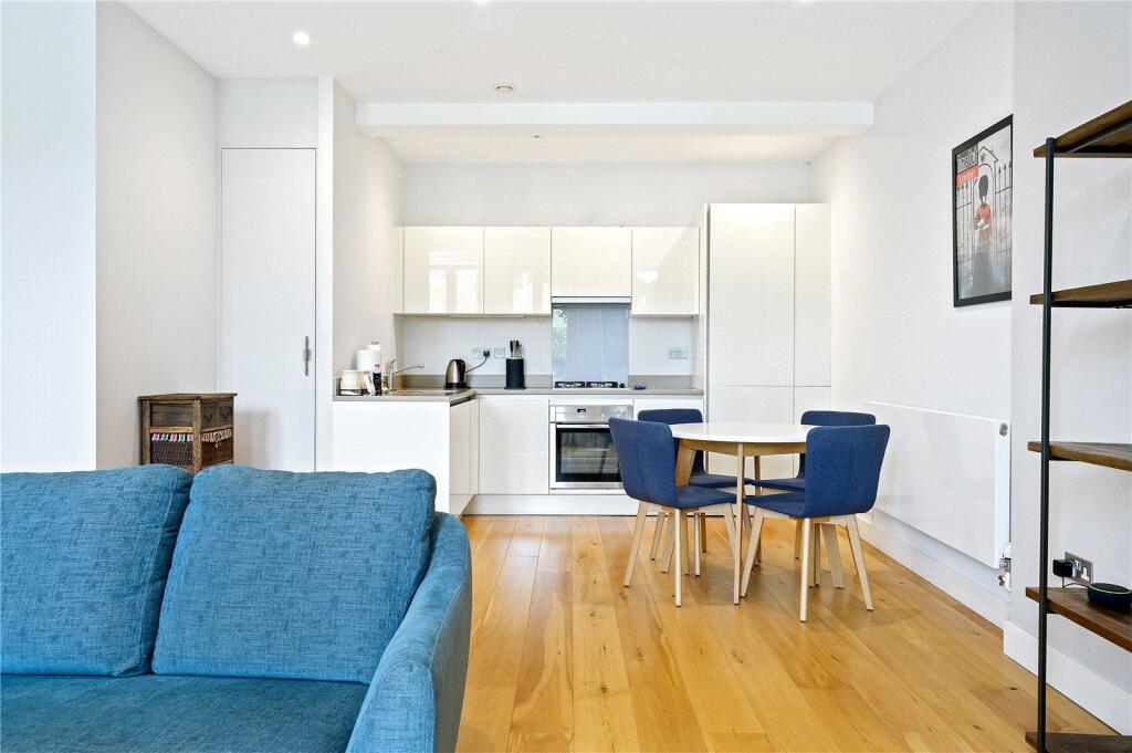 Reception/Kitchen