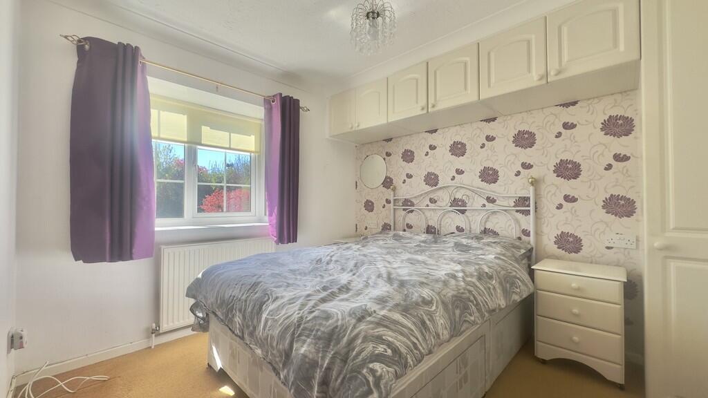 35E419FF-5408-4A0...