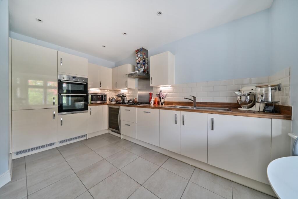 1298197-29-682e08...