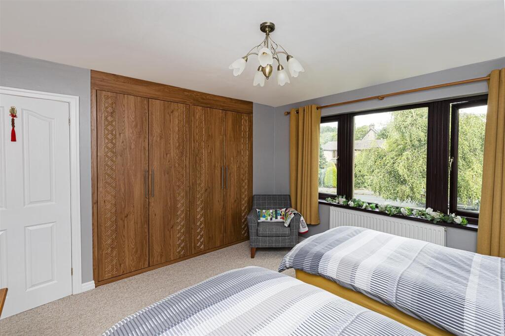 Bramleys Estate Agents - Woodsome Park - Fenay Bri