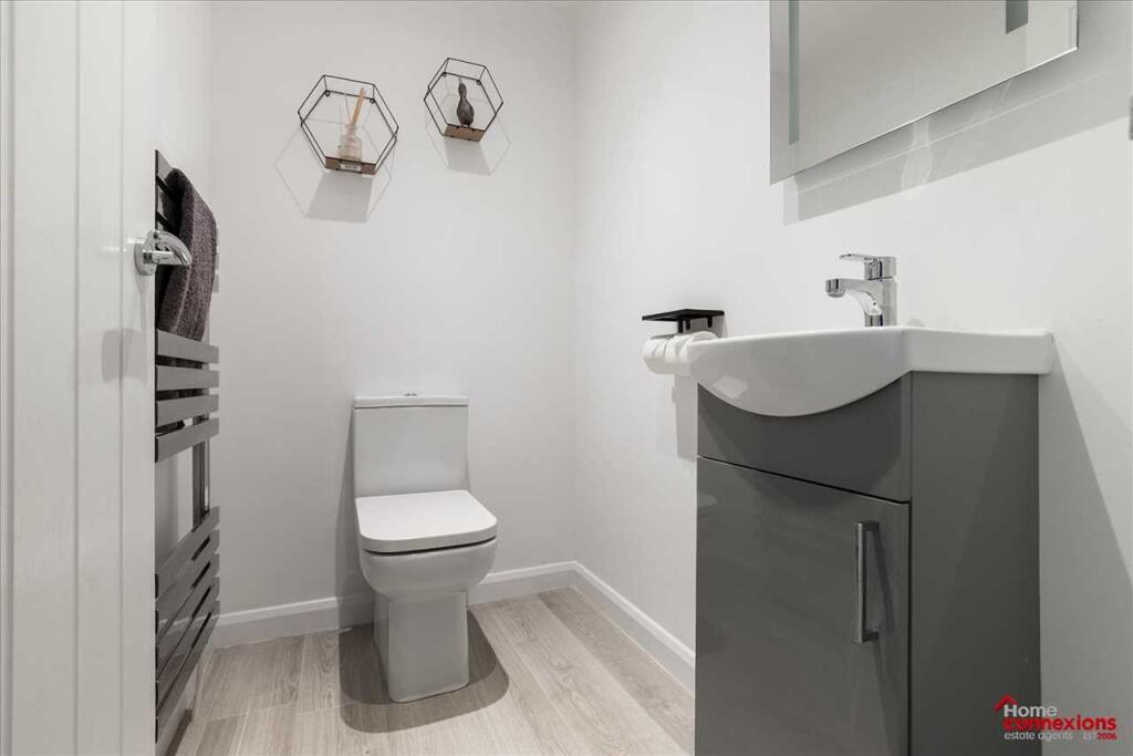 Lower Level WC