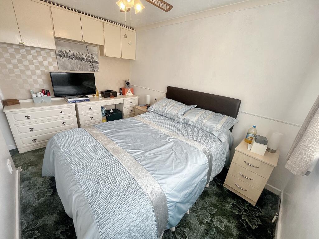 Bed1