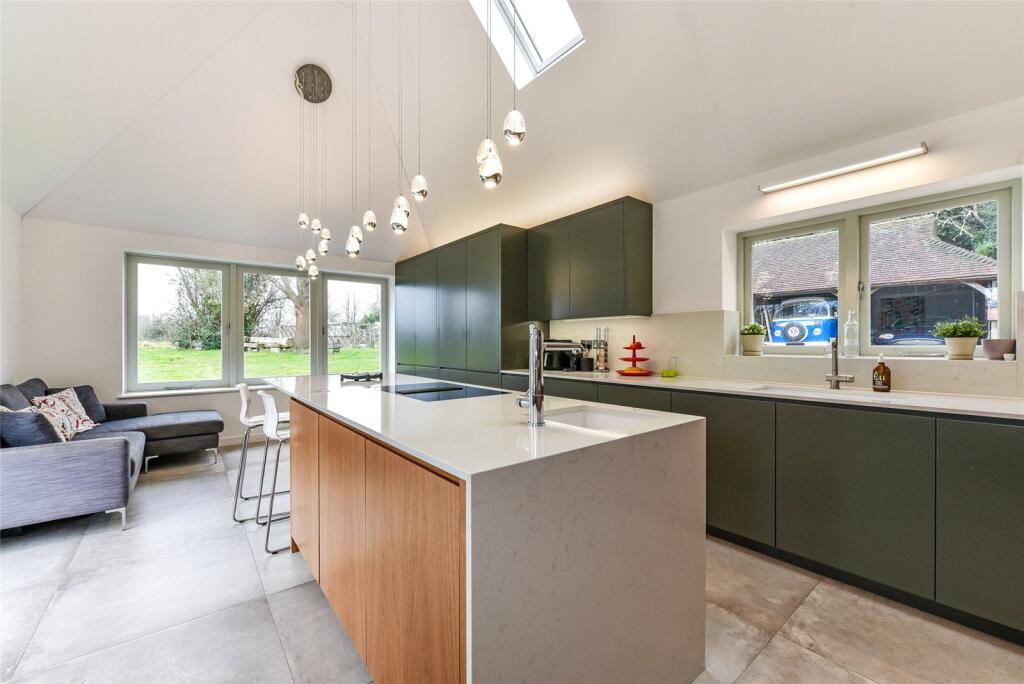 Kitchen/Breakfast