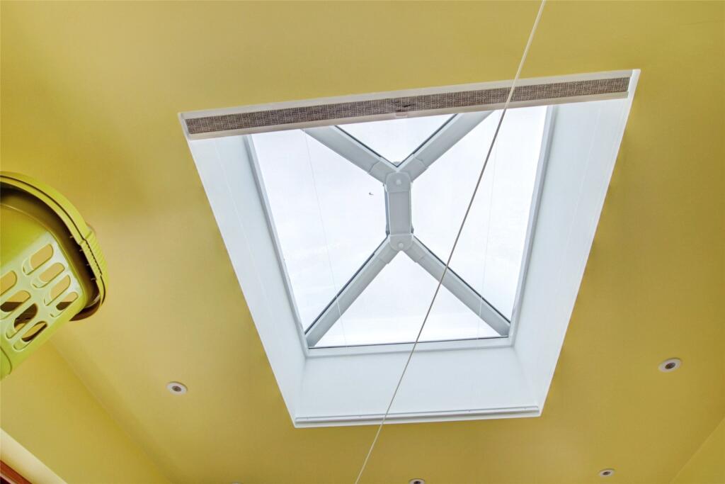 Roof Window