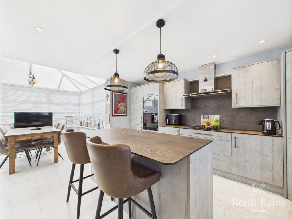 Breakfast Kitchen