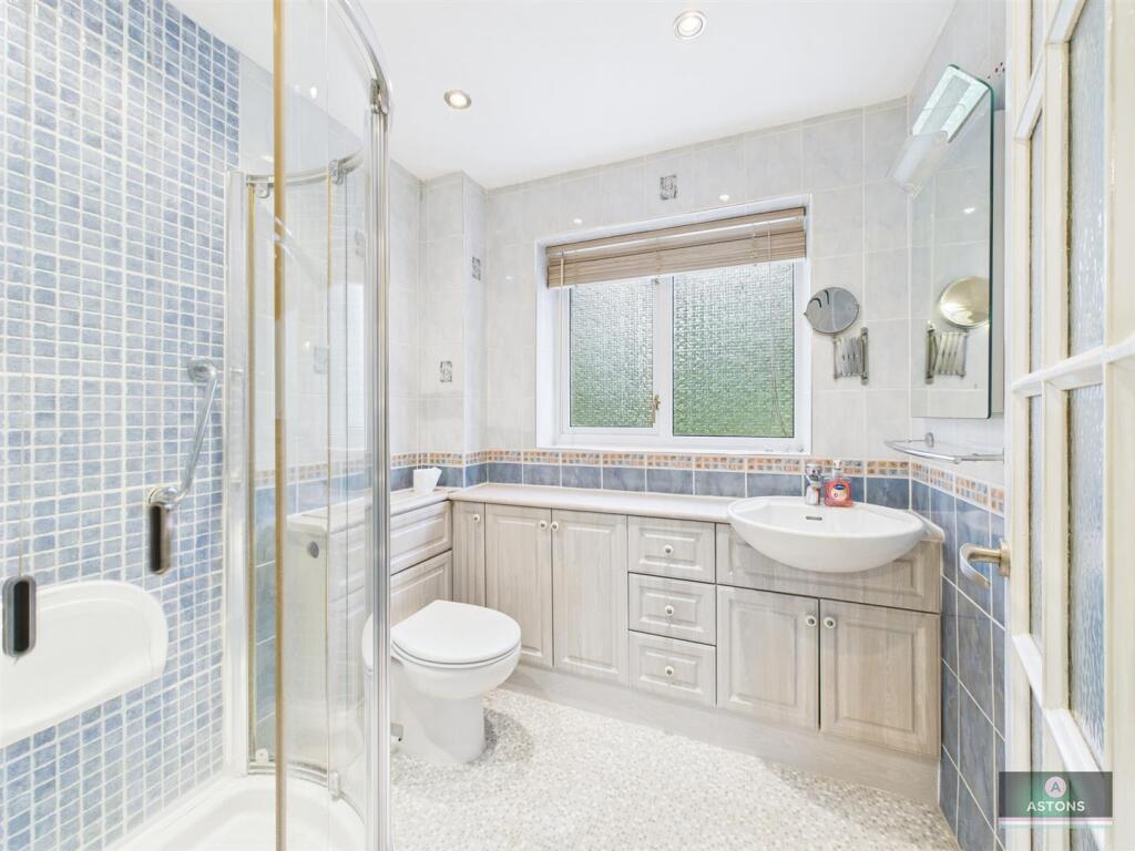 Shower-Room