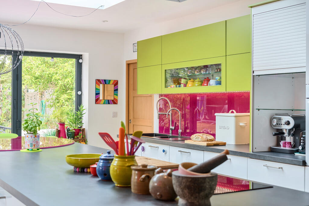 45-68222f4b282cb-...