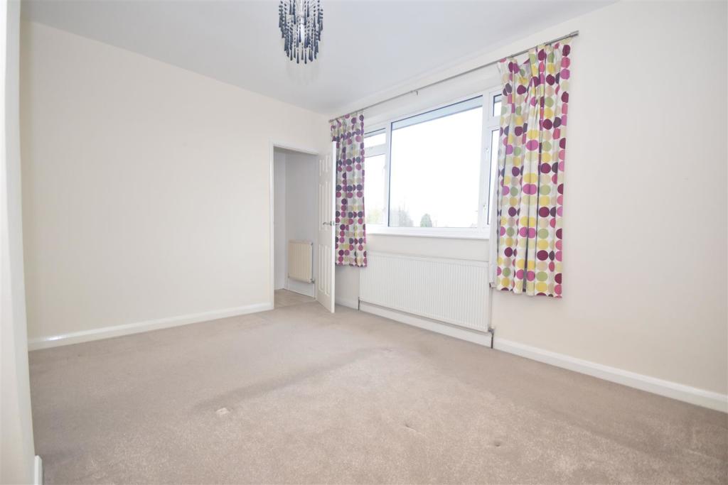 Main bedroom.jpg