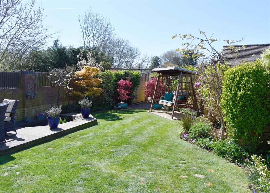 Wombrook House-Vendor Pic 3.jpg