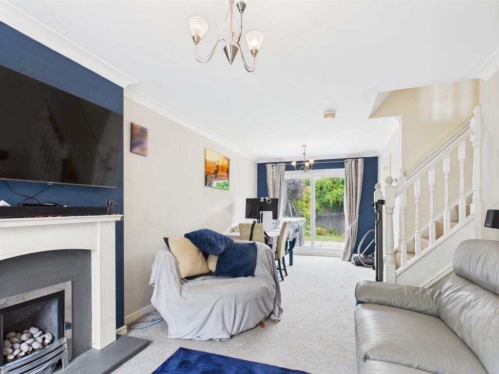 CAM03582G0-PR0097...