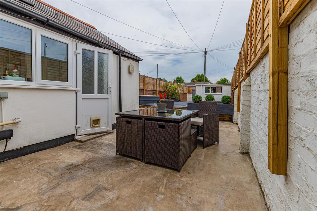 Corporation Road 163-6.jpg