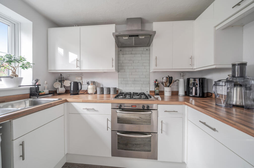 1384751-27-692971...