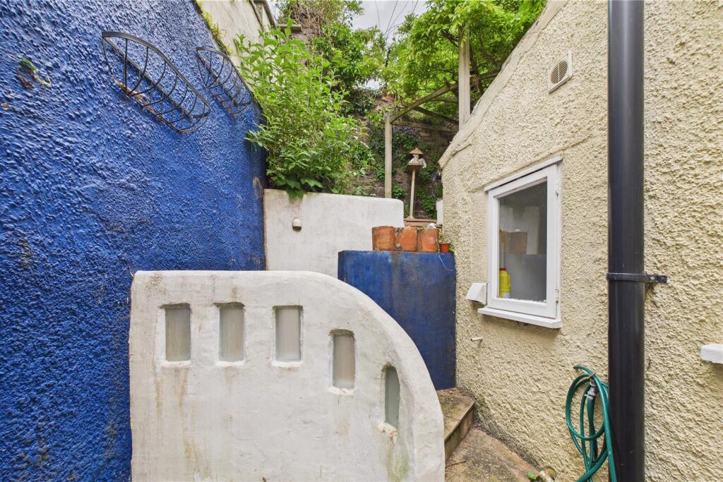 1 Ambra Terrace, Ambra Vale East, Clifton Wood, Br