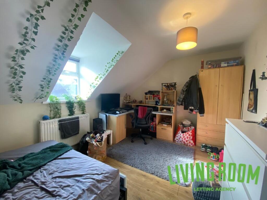 bedroom (2)