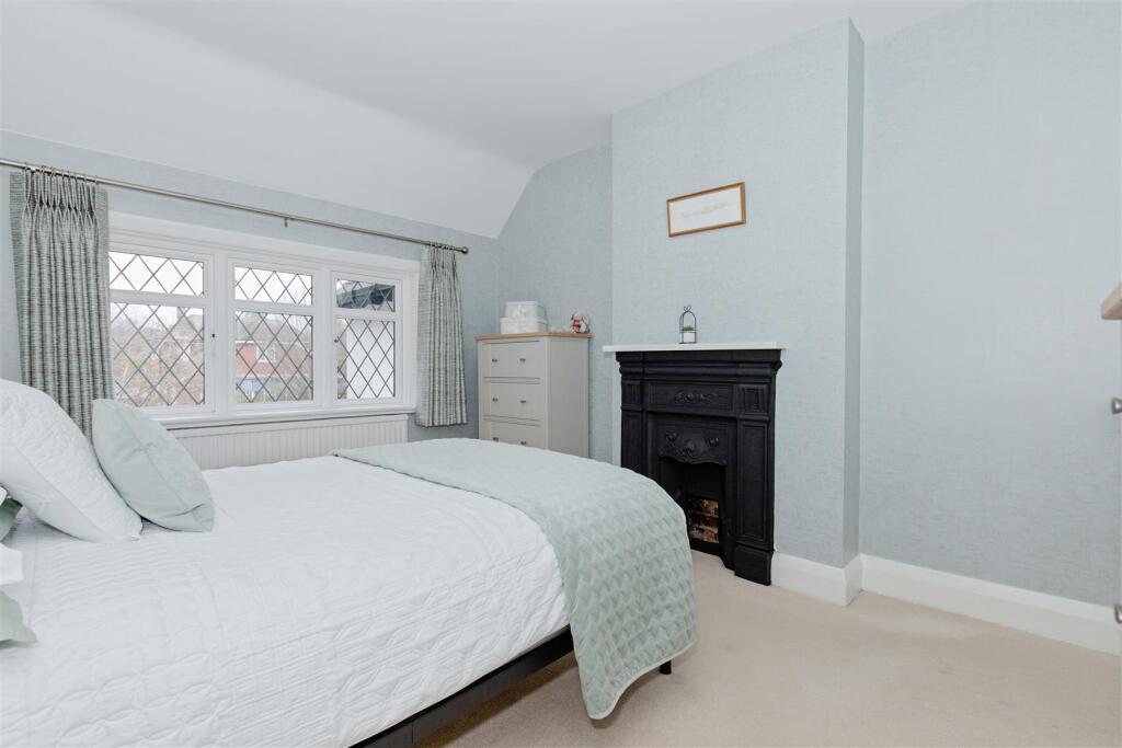 For Sale by Aspire Residential - Ashacre Lane