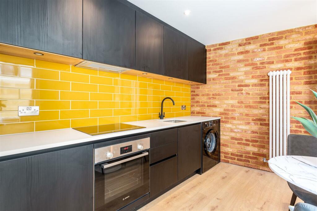 9 Princes Crescent-14.jpg