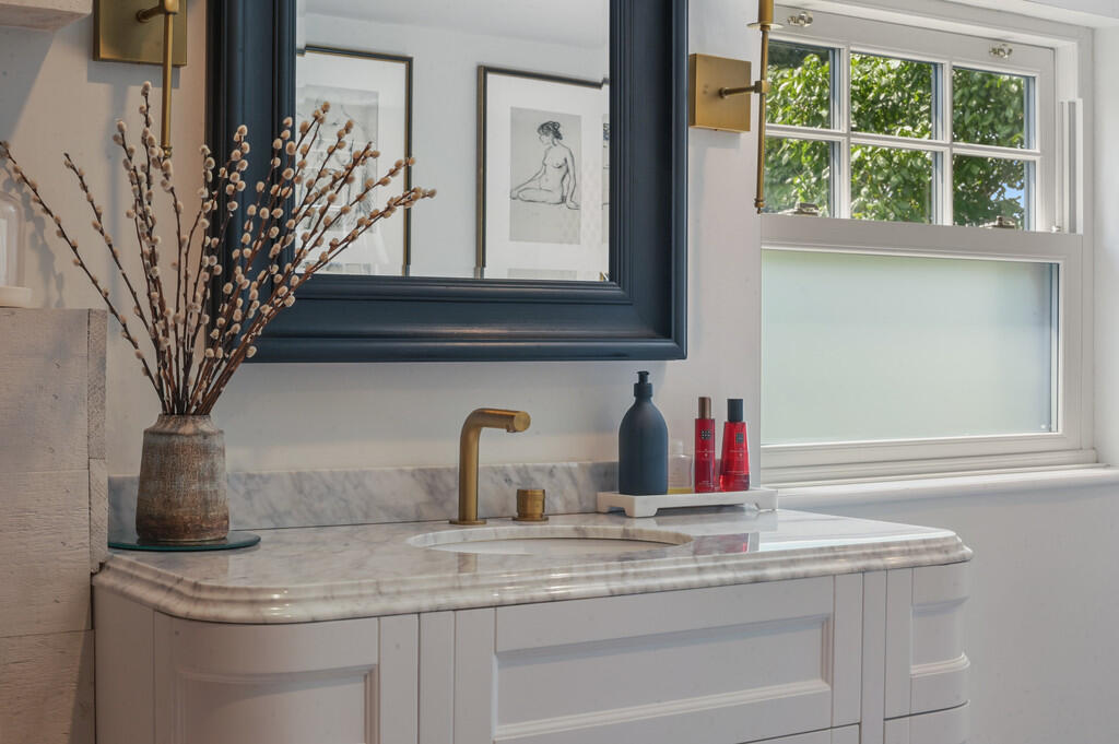 PT-FC(COL)-PondFa...