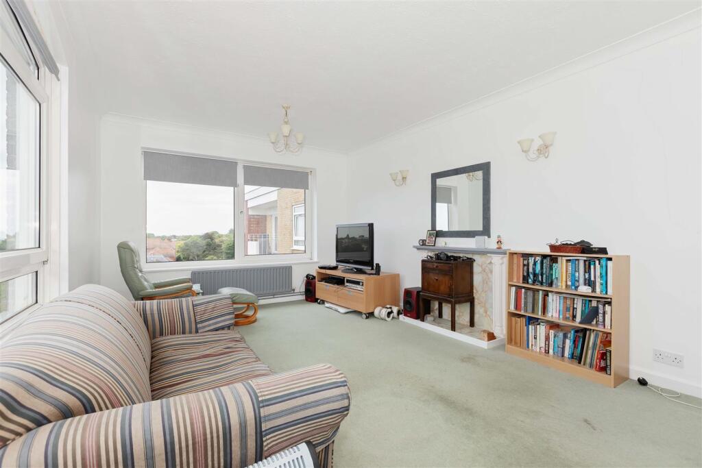 Westbury Court_5.jpg