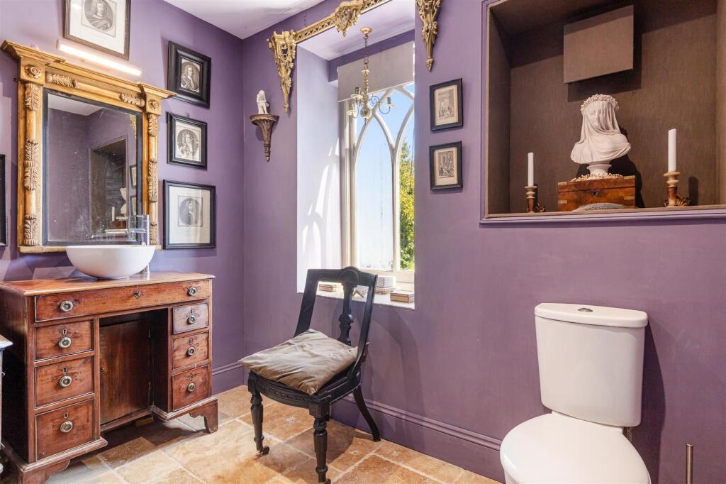 A26 - 52 Milton Street Brixham - 250411.jpg