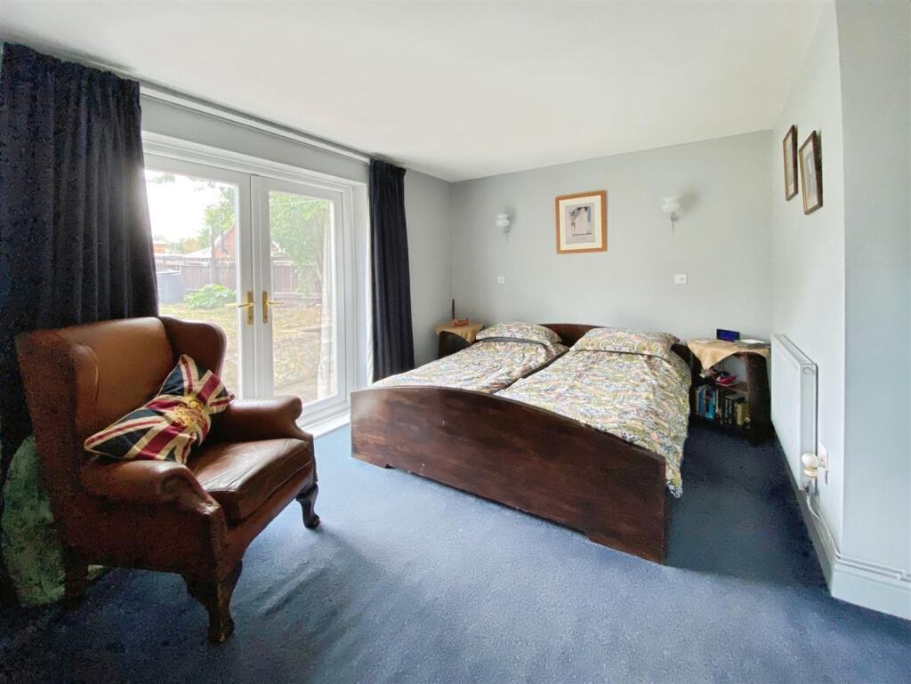 cad6cf6e-2-4226-B71B-4FE22C95E98D-1791-000000CC7C0